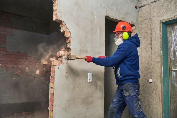 Concrete Wall Demolition in Turlock