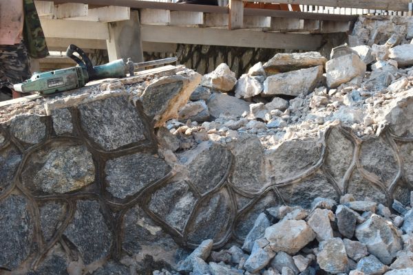Retaining Wall Demolition in Turlock